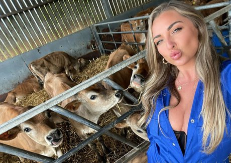 daisydootv perfect actress pics