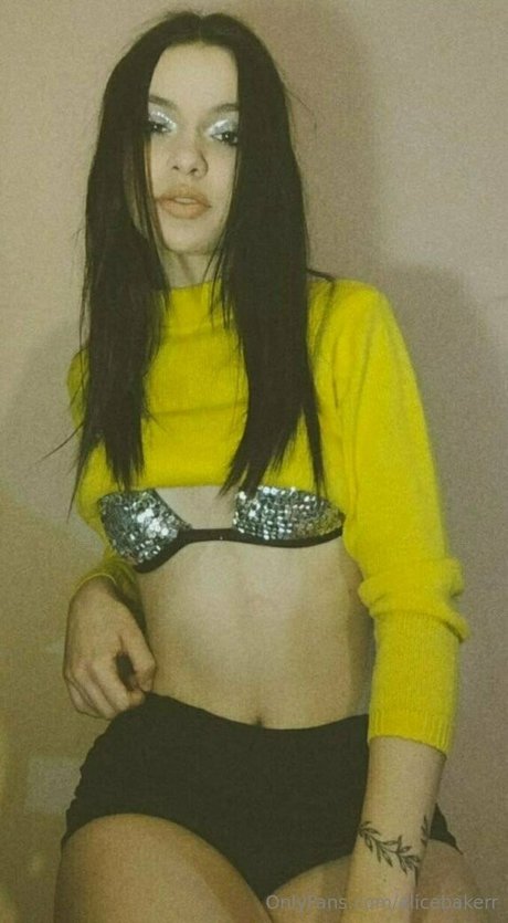 alicebakerr pornstar top picture