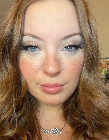 Lilly47 star high quality img