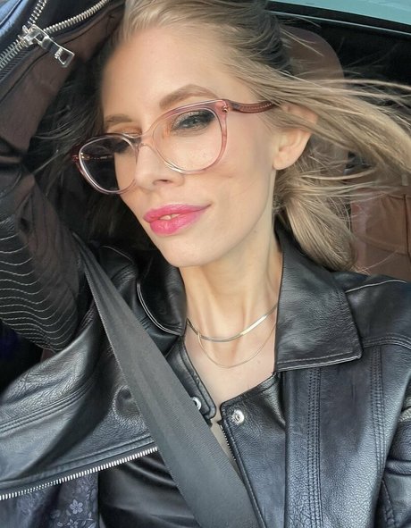 Goddess Kyaa xxx pornstar photos