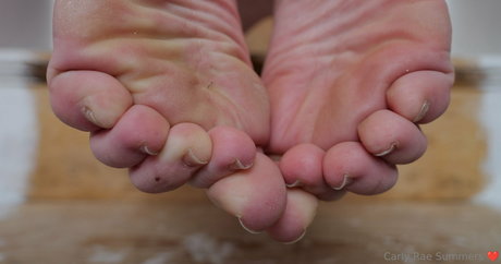 houseofrae exclusive model pic