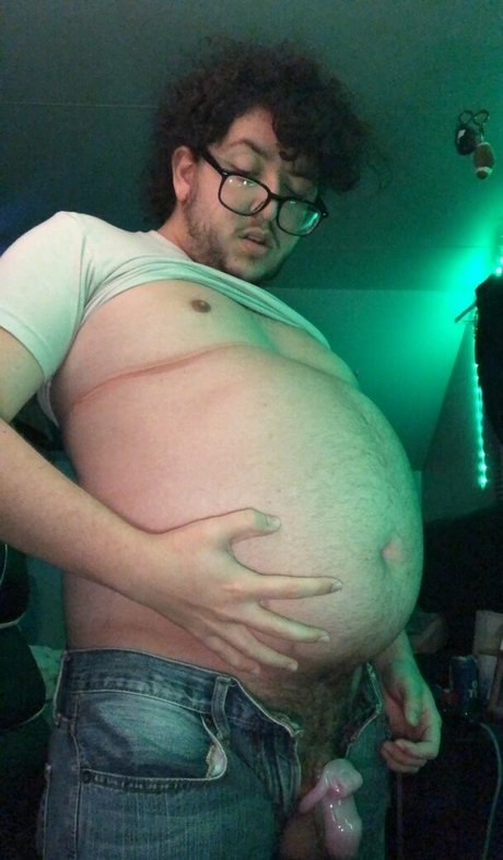 dumbglut pornographic model pic