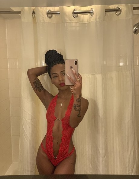 Briabackwoods pornstar perfect photo