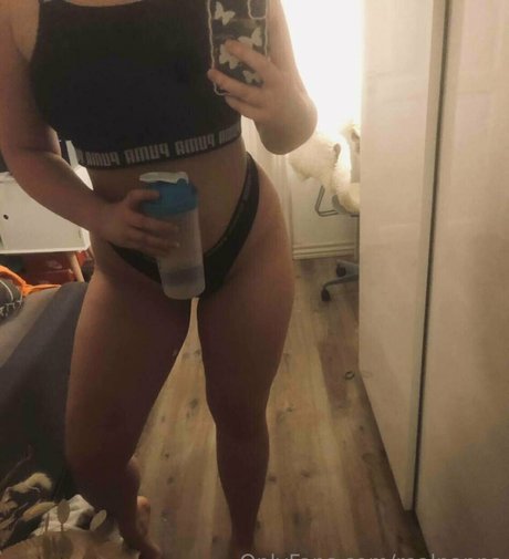 realnanna porn model pictures