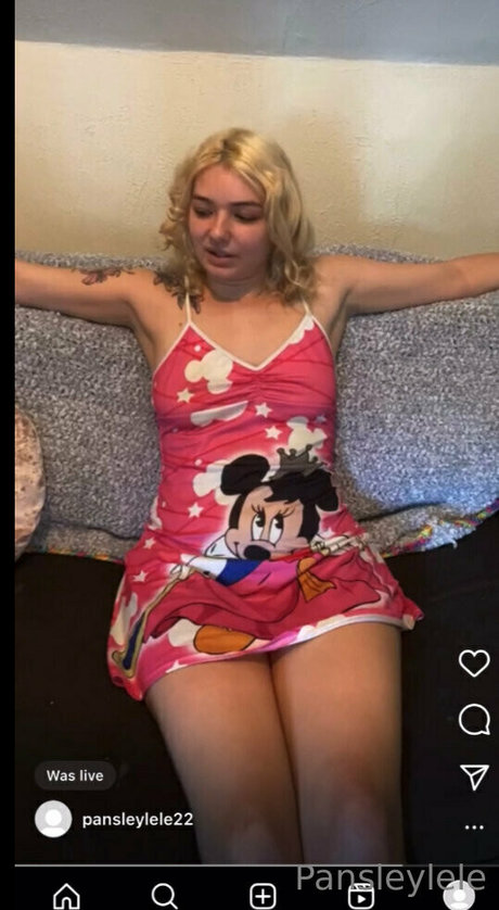 pansleylive pornstar nude galleries