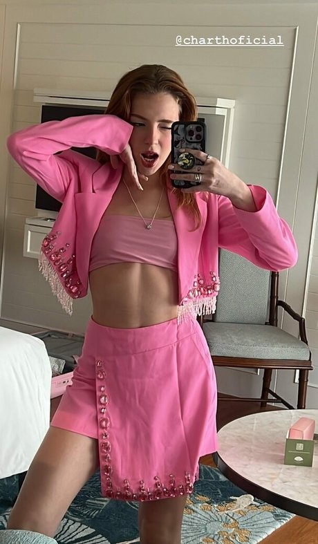 nice tits onlyfans adult pics