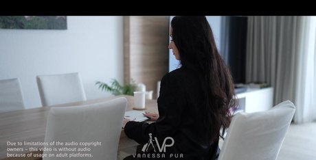 Vanessa Pur pornstar hd gallery