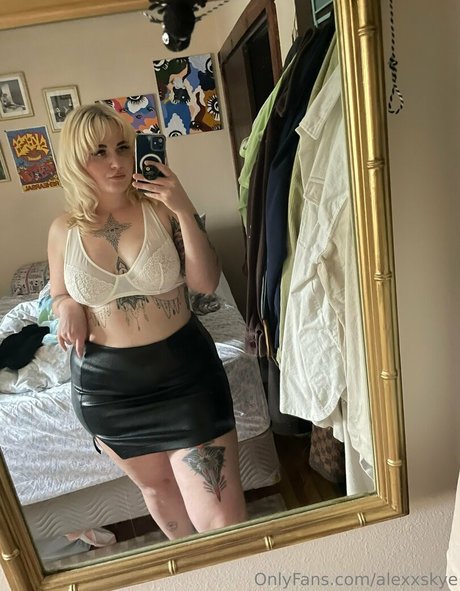 alexxskye pornstar erotic galleries