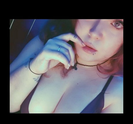 inked reader model nice pictures