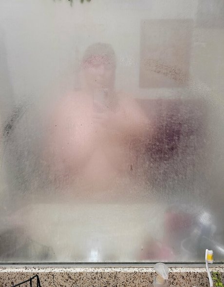 astrid rose22 nice pornstar pic