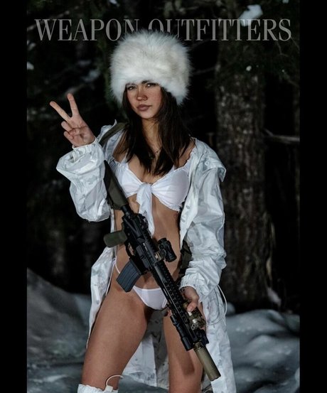 Lunchbaglujan erotic actress pictures