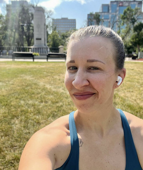 Aubrey Edwards xxx model photo