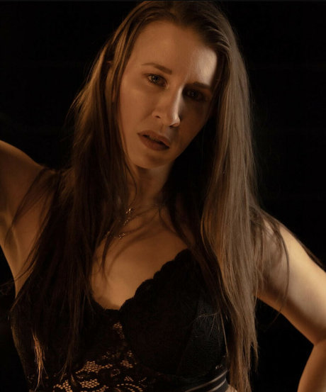 Aubrey Edwards pretty actress photo