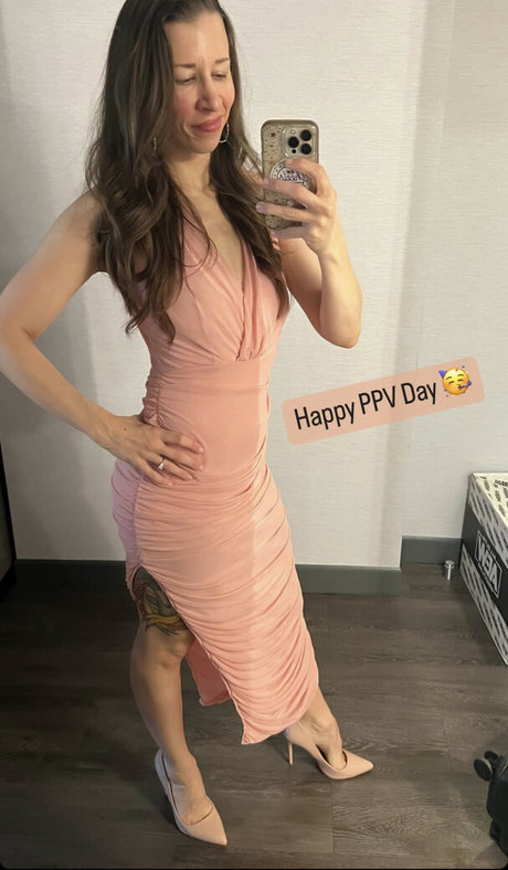 Aubrey Edwards model pretty img