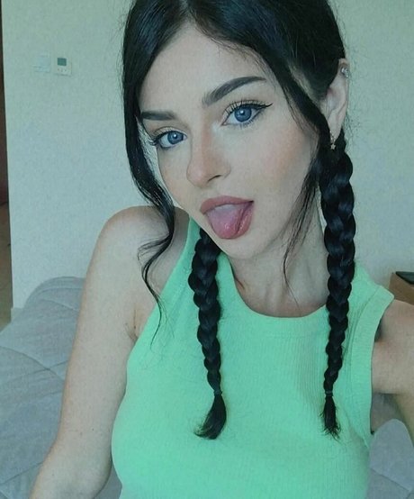 stepdaughter onlyfans art nude img