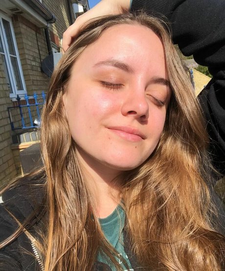 Adventures And Naps porn actress pic