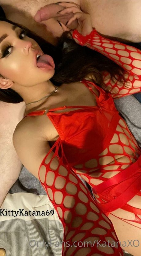 katanaxo sexy model gallery