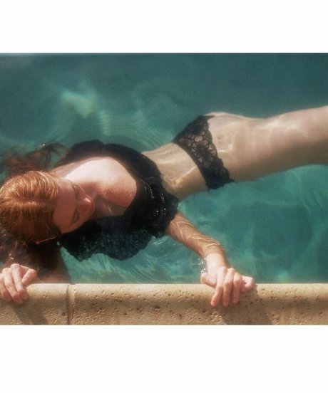 Holly Hicks star xxx img