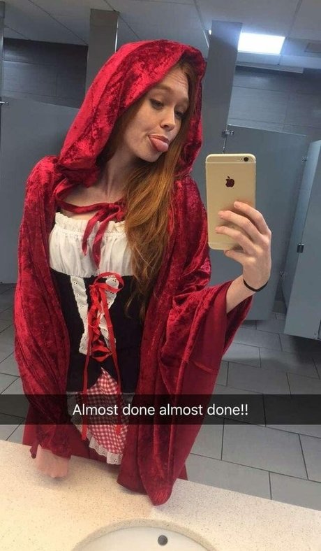 Holly Hicks pornstar top picture