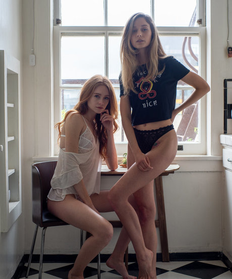 Holly Hicks star porn photos