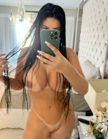 Nicoli Blanco perfect star pic