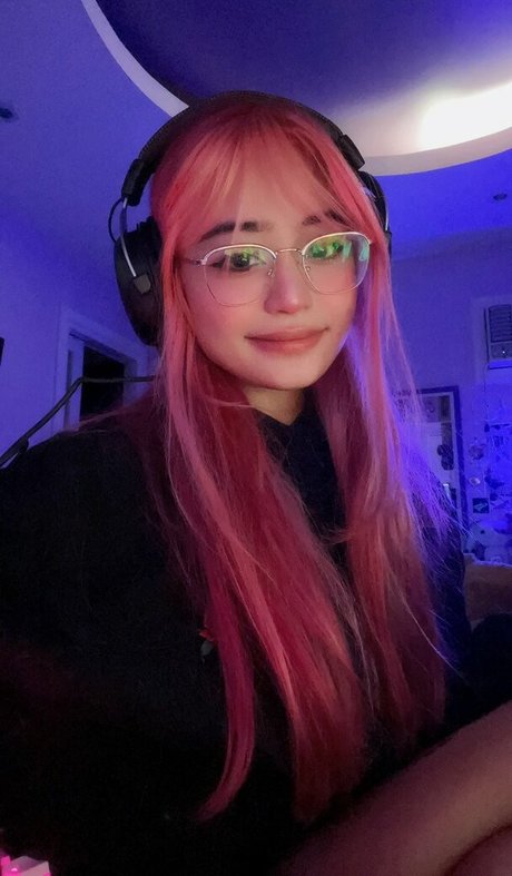 Yy mage pornstar erotic image