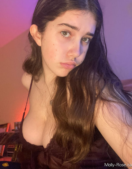 asian ladyboy onlyfans sexy nude photo