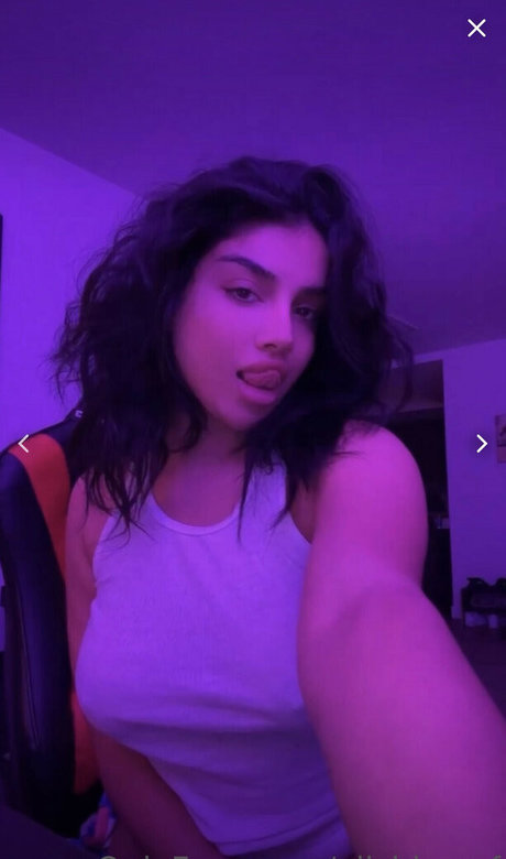 Alishbasheikh exclusive actress photo