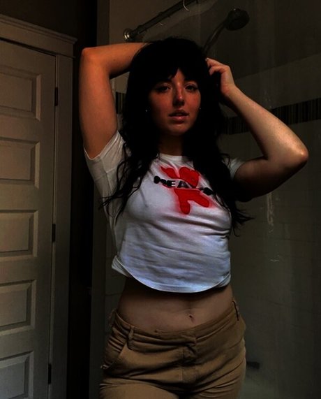 Slight Sounds ASMR sex actress pic