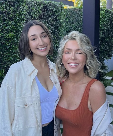 Colleen Wolfe Profile pic