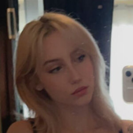 Alliury pornstar nudes pics