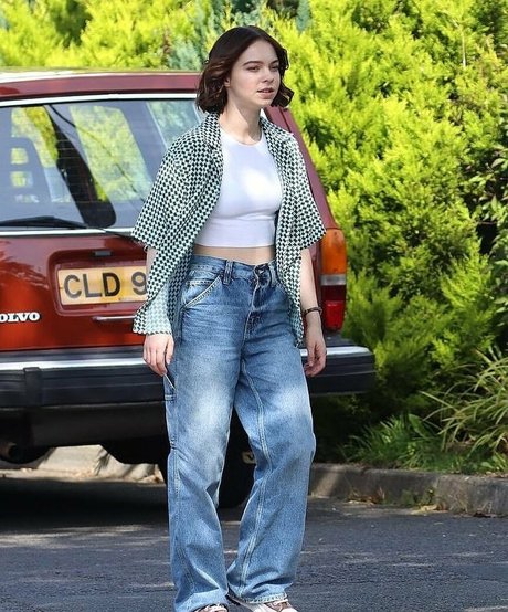 Emma Myers actress photos