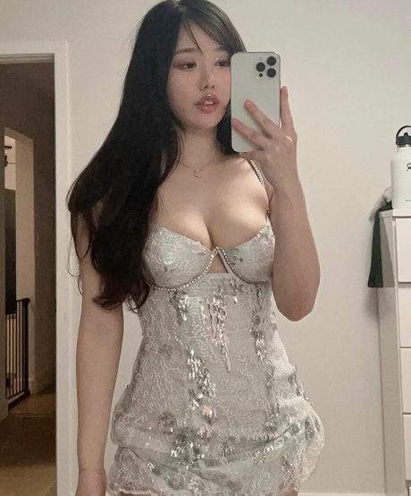 Ploo pornstar nude photos