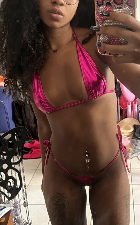 slipmami model hot photo