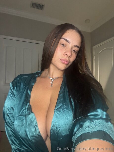 Latinqueenxo erotic actress images