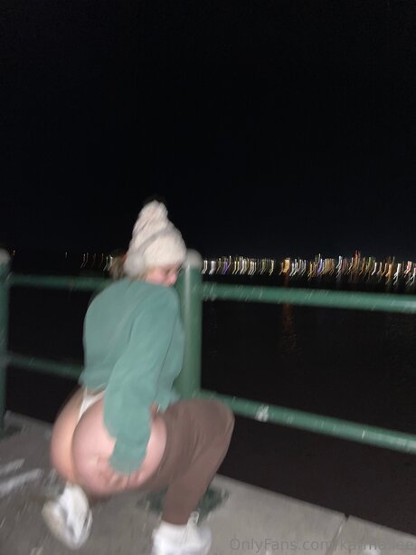 Karma Lee erotic model images