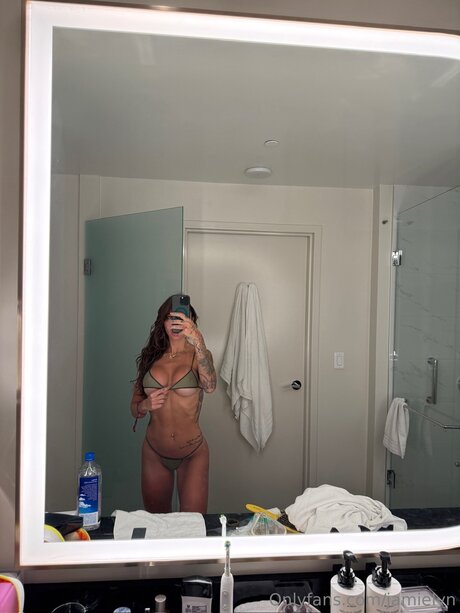 Jamielyn top pornstar picture