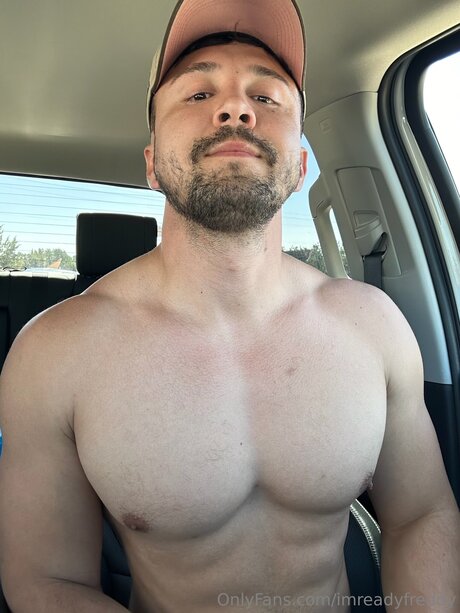 Imreadyfreddy pornstar hd img