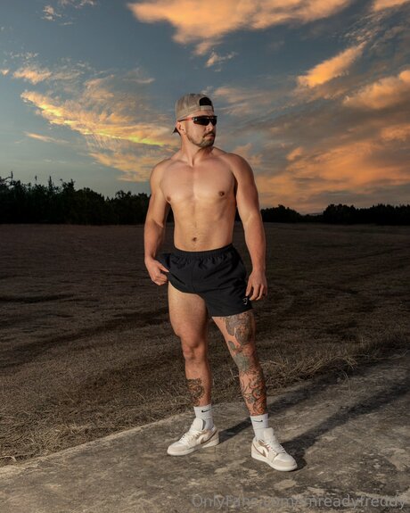 Imreadyfreddy erotic model pics