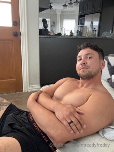 Imreadyfreddy model sexy image