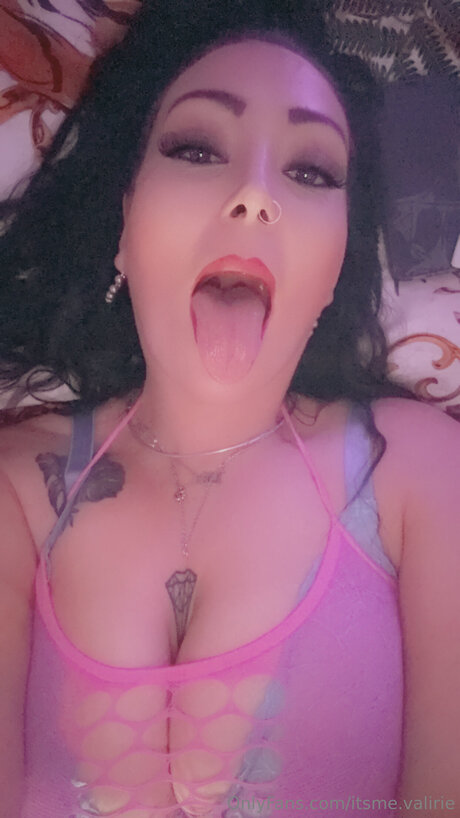 Itsme Valirie nude pornstar photos