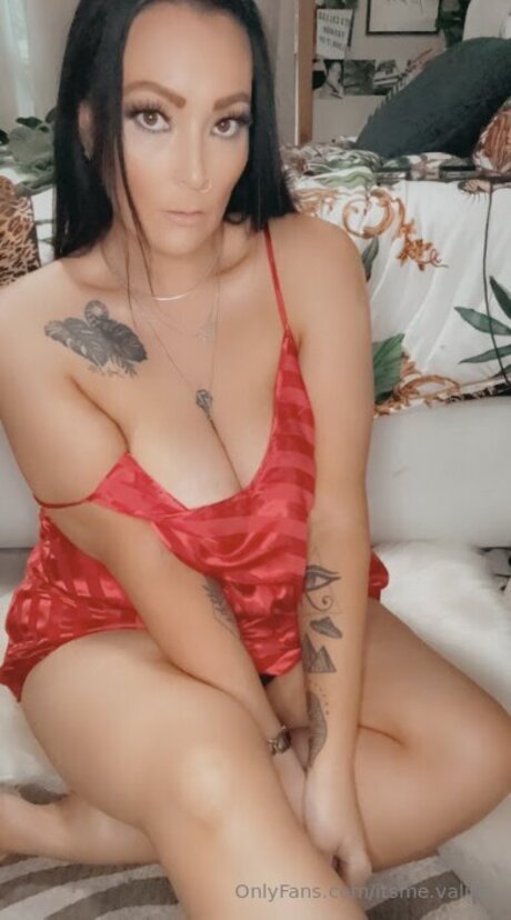 Itsme Valirie high quality model img