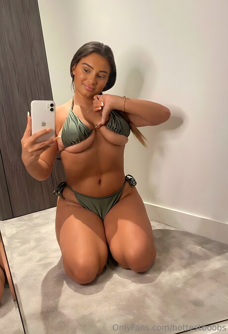 Hottestboobs star top gallery