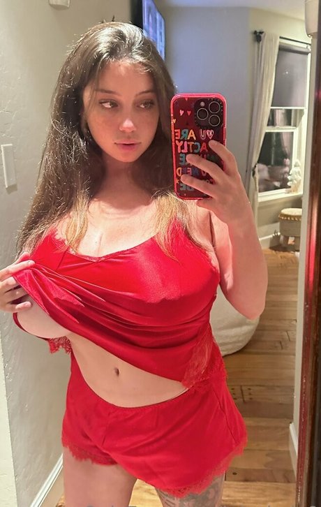 JuicyJade9 high quality pornstar photos