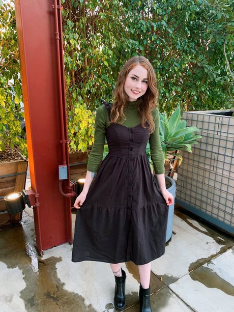 Mareesly porn actress photo