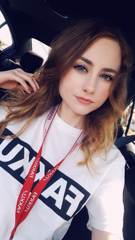 Mareesly nice pornstar pic