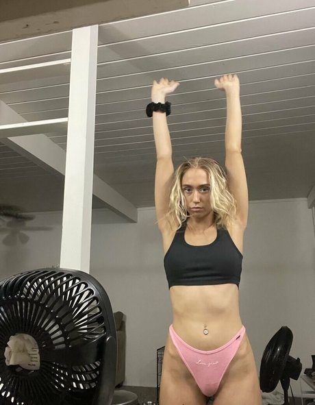 lilbbred pornstar perfect picture