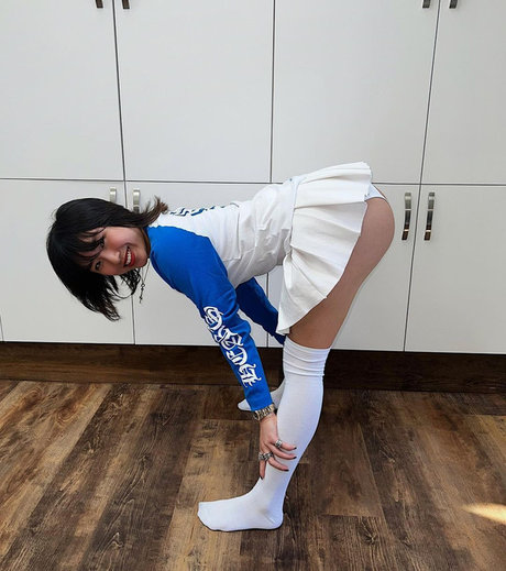 Bapebaee top pornstar image