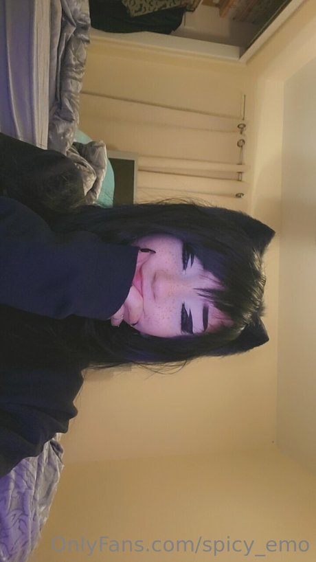 Spicyemo model nudes picture