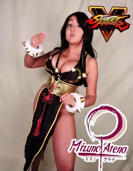 Mizuno Atena pornstar exclusive image